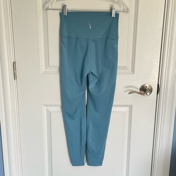 Nike Dri-Fit Blue High Rise Crochet Edge 7/8 Leggings - 47015 - Picture 10 of 11